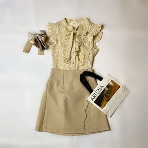 Vintagey Beige Ruffle Blouse - One Size